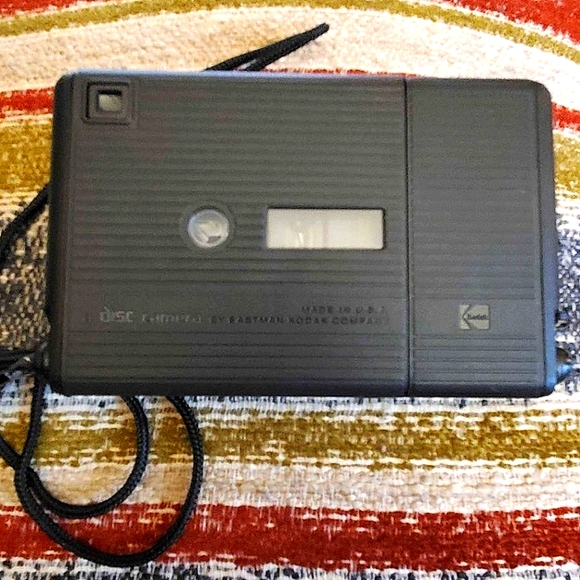 Vintage 1985 Kodak disc 6100 camera in original box never used. - Picture 8 of 10